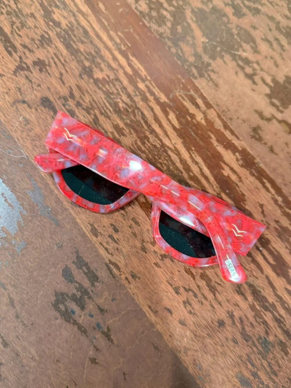 I-Sea Polarized Red Sunglasses